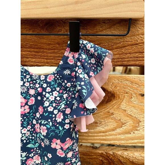 Ruffle Butts 3-6 month swim suit with ruffle sleeves and adorable bow on back - Picture 3 of 4